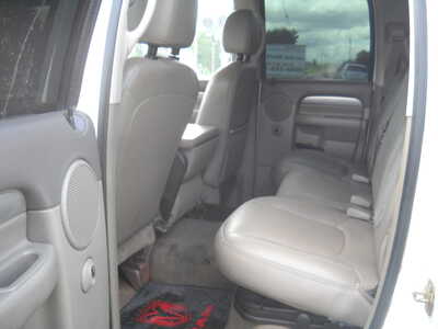 2005 Dodge 2500 Crew Cab, $11000. Photo 9