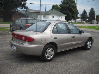 2004 Chevrolet Cavalier, $1700. Photo 5