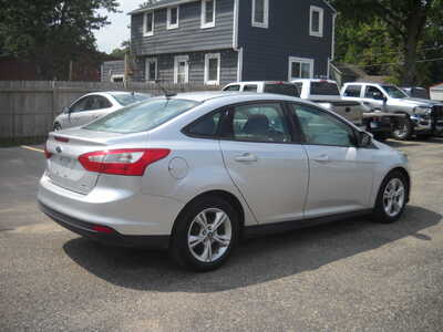 2014 Ford Focus, $4695. Photo 5