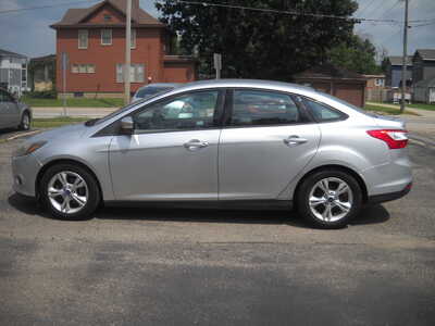 2014 Ford Focus, $4695. Photo 8