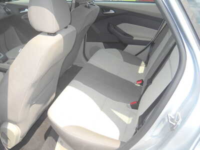 2014 Ford Focus, $4695. Photo 10