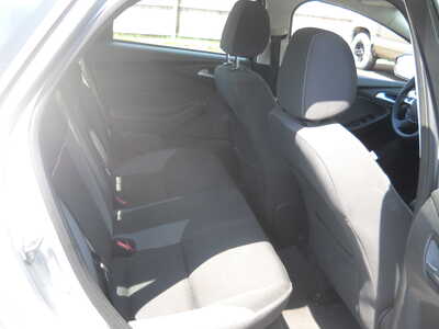 2014 Ford Focus, $5150. Photo 9