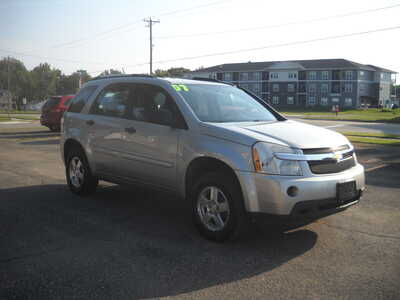 2007 Chevrolet Equinox, $4250. Photo 3