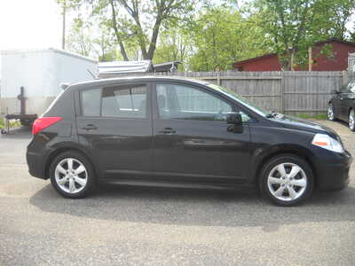 2010 Nissan Versa, $4500. Photo 4