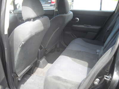 2010 Nissan Versa, $4500. Photo 11