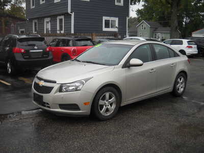 2013 Chevrolet Cruze, $3700. Photo 1