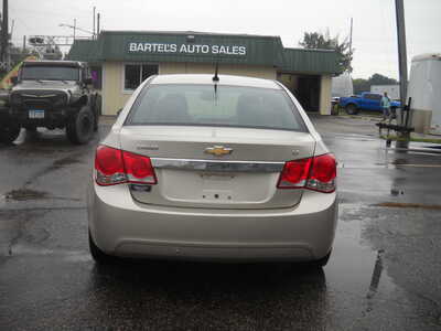 2013 Chevrolet Cruze, $3700. Photo 6