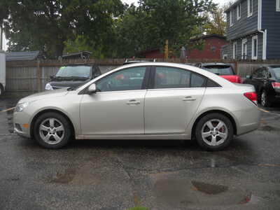 2013 Chevrolet Cruze, $3700. Photo 8