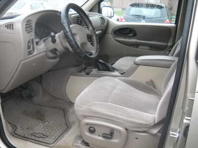 2004 Chevrolet TrailBlazer, $4500. Photo 9