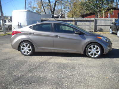 2013 Hyundai Elantra, $5995. Photo 4