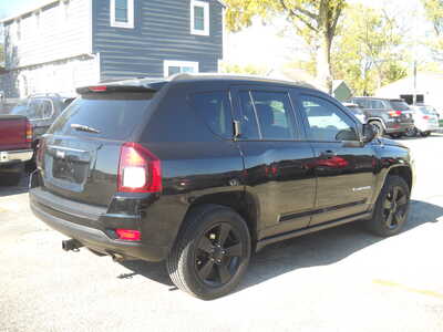2004 Jeep Compass, $4995. Photo 5