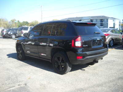 2004 Jeep Compass, $4995. Photo 7