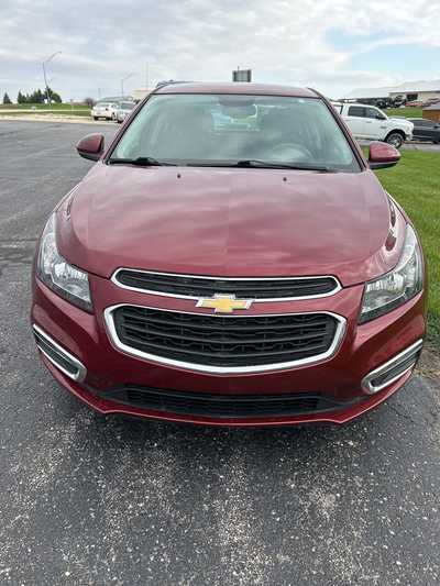 2016 Chevrolet Cruze, $9495. Photo 2