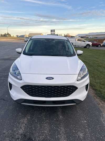 2021 Ford Escape, $20995. Photo 2