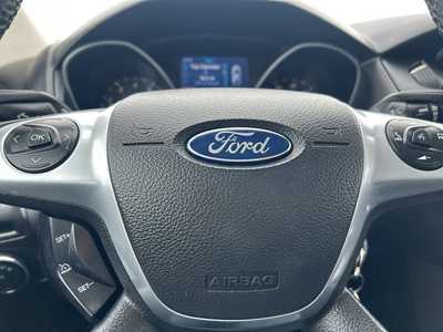 2014 Ford Focus, $8495. Photo 10