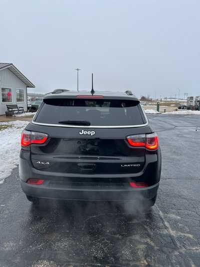 2018 Jeep Compass, $17495. Photo 4