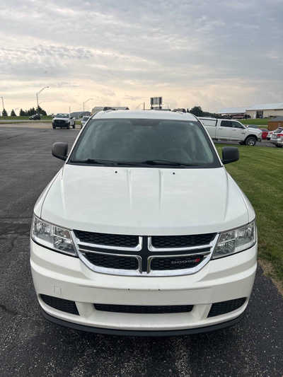 2018 Dodge Journey, $8995. Photo 2
