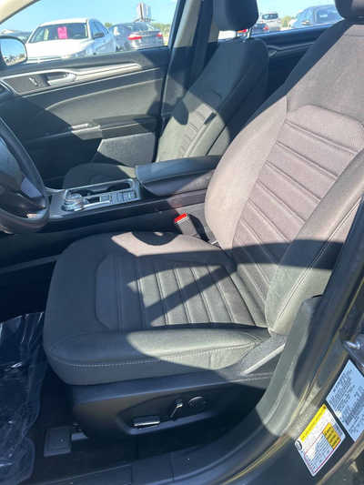 2020 Ford Fusion, $16495. Photo 8