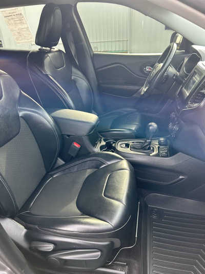 2019 Jeep Cherokee, $16995. Photo 10