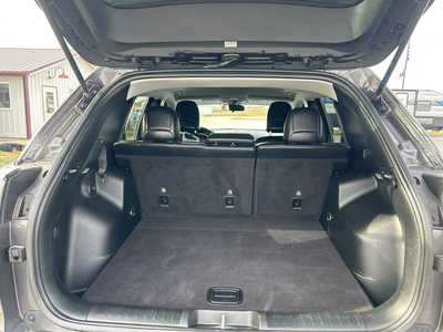 2019 Jeep Cherokee, $16995. Photo 5