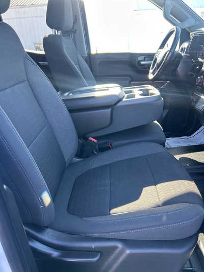 2021 Chevrolet 1500 Ext Cab, $22995. Photo 9
