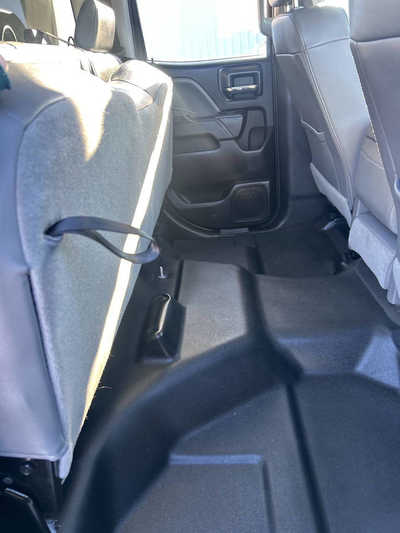 2019 Chevrolet 1500 Ext Cab, $19995. Photo 9