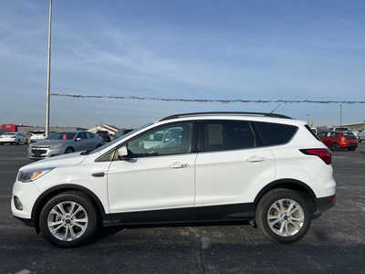 2019 Ford Escape, $12495. Photo 3
