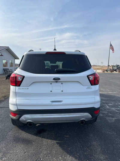 2019 Ford Escape, $12495. Photo 4