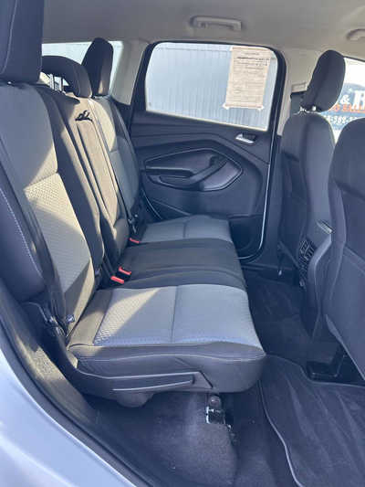 2019 Ford Escape, $12495. Photo 6