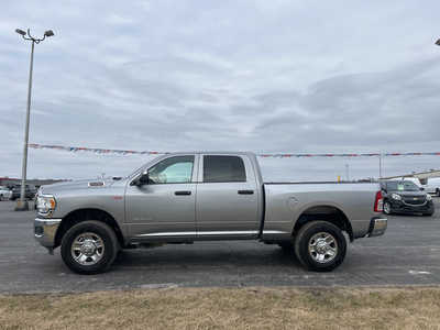 2022 RAM 2500 Crew Cab, $28495. Photo 3