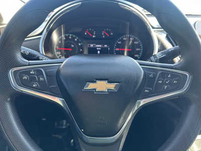 2020 Chevrolet Malibu, $13995. Photo 10