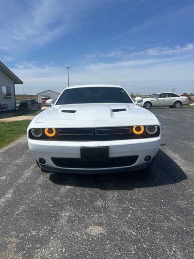 2015 Dodge Challenger, $0. Photo 2