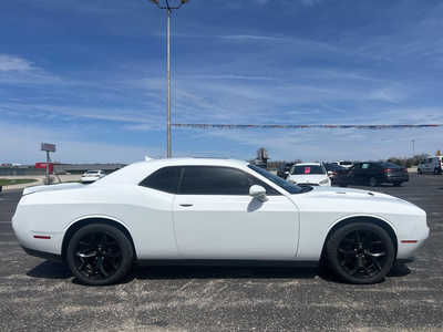 2015 Dodge Challenger, $0. Photo 3