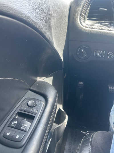 2015 Dodge Challenger, $0. Photo 7