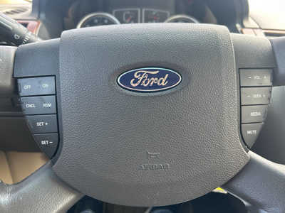 2009 Ford Taurus, $0. Photo 10