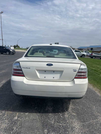 2009 Ford Taurus, $0. Photo 4