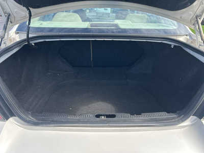 2009 Ford Taurus, $0. Photo 5