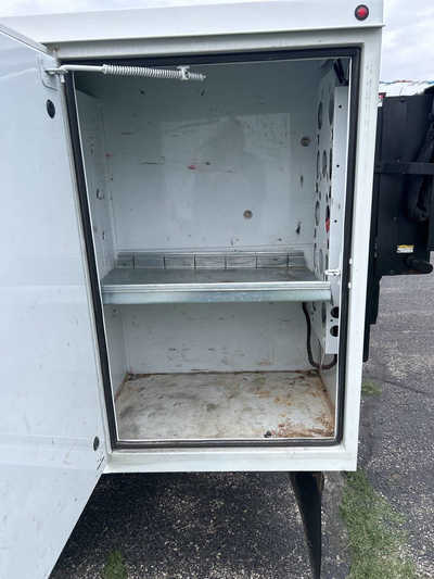 2017 Ford F350 Reg Cab, $0. Photo 10