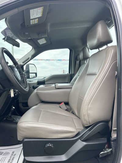 2017 Ford F350 Reg Cab, $0. Photo 12
