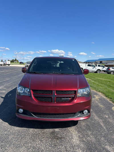 2019 Dodge Caravan, Grand, $12495. Photo 2