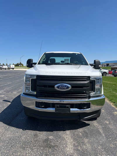 2019 Ford F250 Ext Cab, $24995. Photo 2