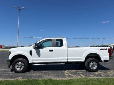 2019 Ford F250 Ext Cab, $24995. Photo 3