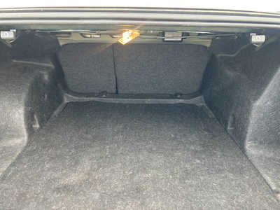 2020 Chevrolet Malibu, $13495. Photo 5