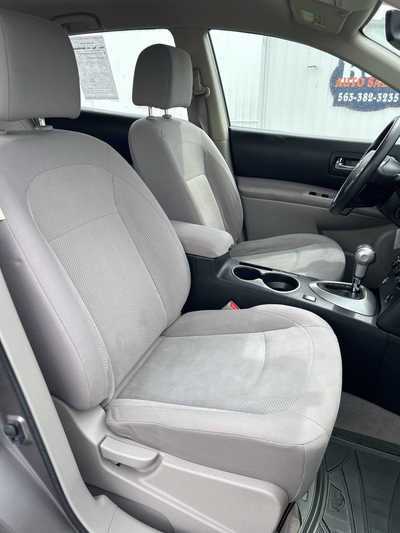 2013 Nissan Rogue, $7995. Photo 8