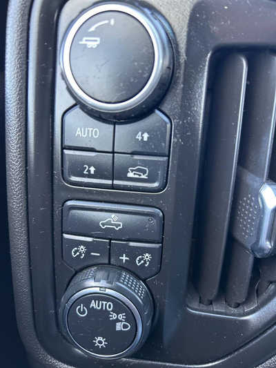 2019 Chevrolet 1500 Reg Cab, $19995. Photo 11