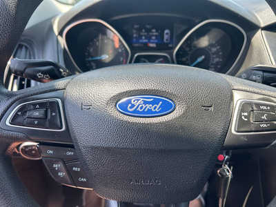 2015 Ford Focus, $0. Photo 10