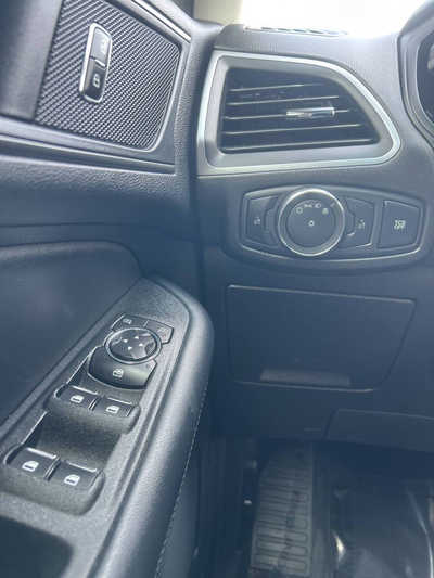 2020 Ford Edge, $0. Photo 9