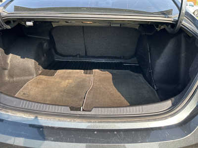 2016 Chevrolet Malibu, $0. Photo 5
