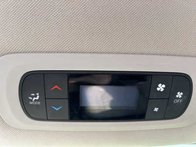 2021 Chrysler Voyager, $14995. Photo 9