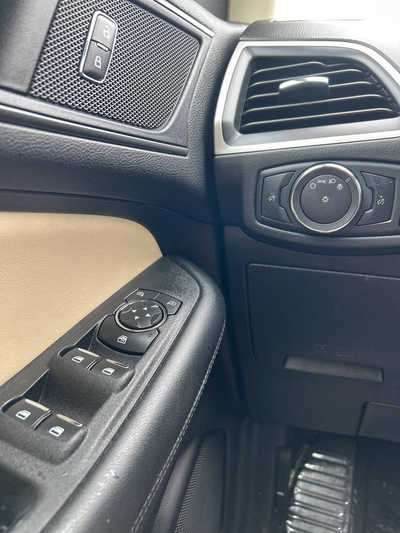 2021 Ford Edge, $0. Photo 9
